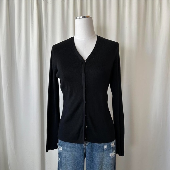 Banana republic vintage Silk Cardigan sweater size Medium - Picture 2 of 8